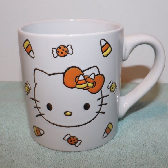 Sanrio Hello Kitty Candy Corn Ceramic Pottery Mug | Holds 14 Ounces - Picture 3 of 5